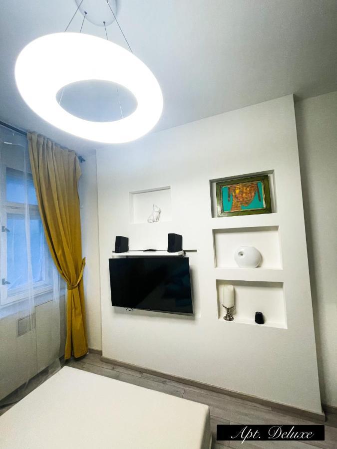 Apartments In The Heart Of ปราก ภายนอก รูปภาพ